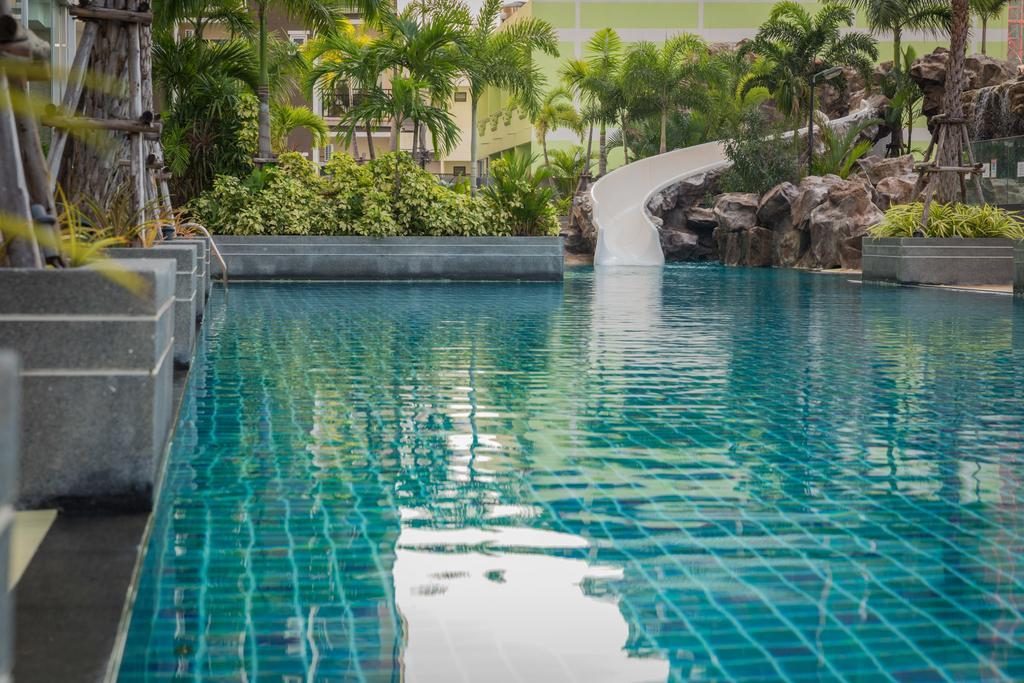 The Cliff Residence Condo Pattaya Exterior photo