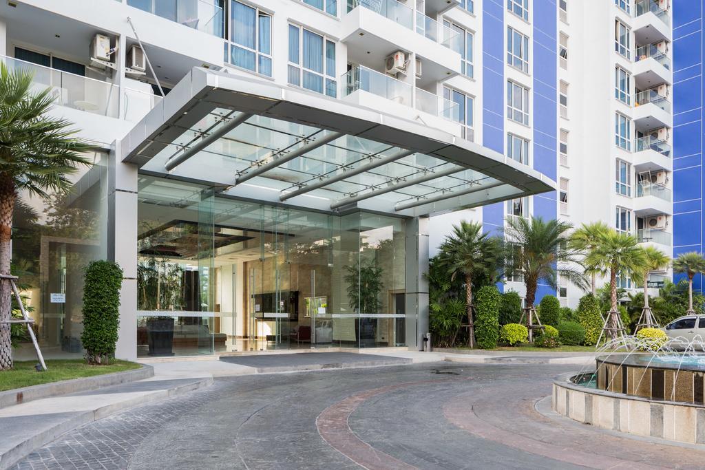The Cliff Residence Condo Pattaya Exterior photo